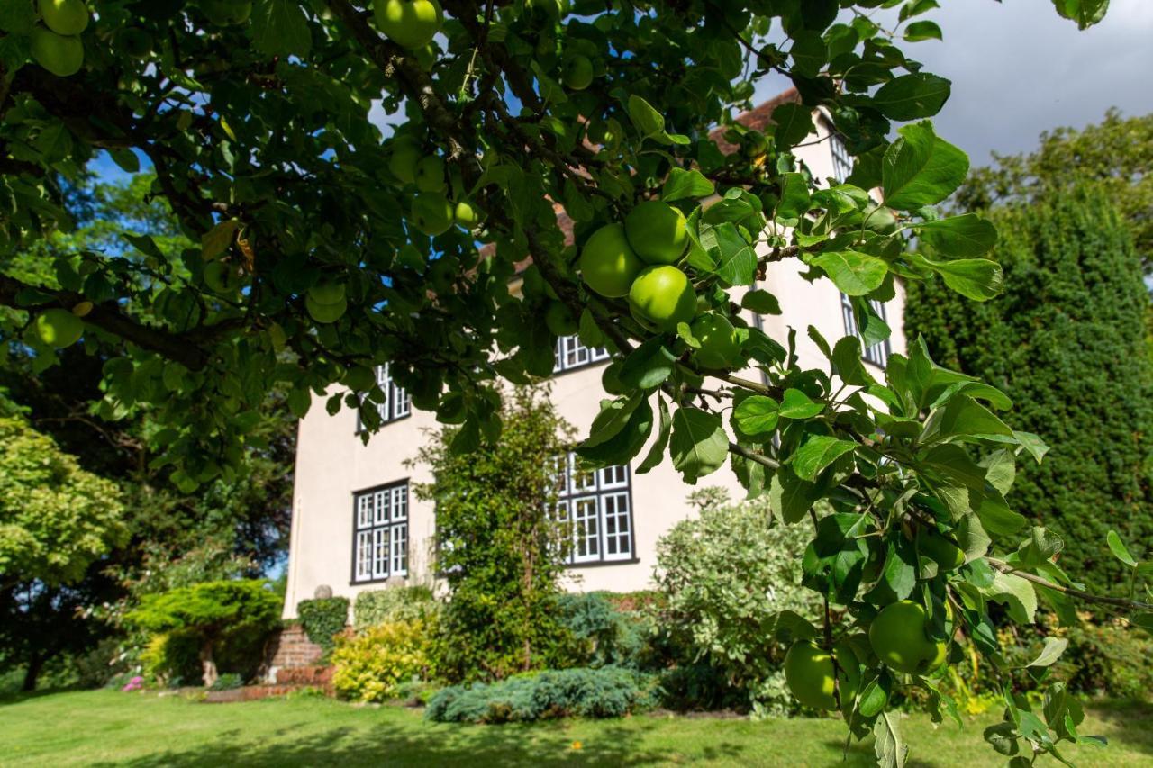 Pounce Hall -Stunning Historic Home In Rural Essex 새프런월든 외부 사진