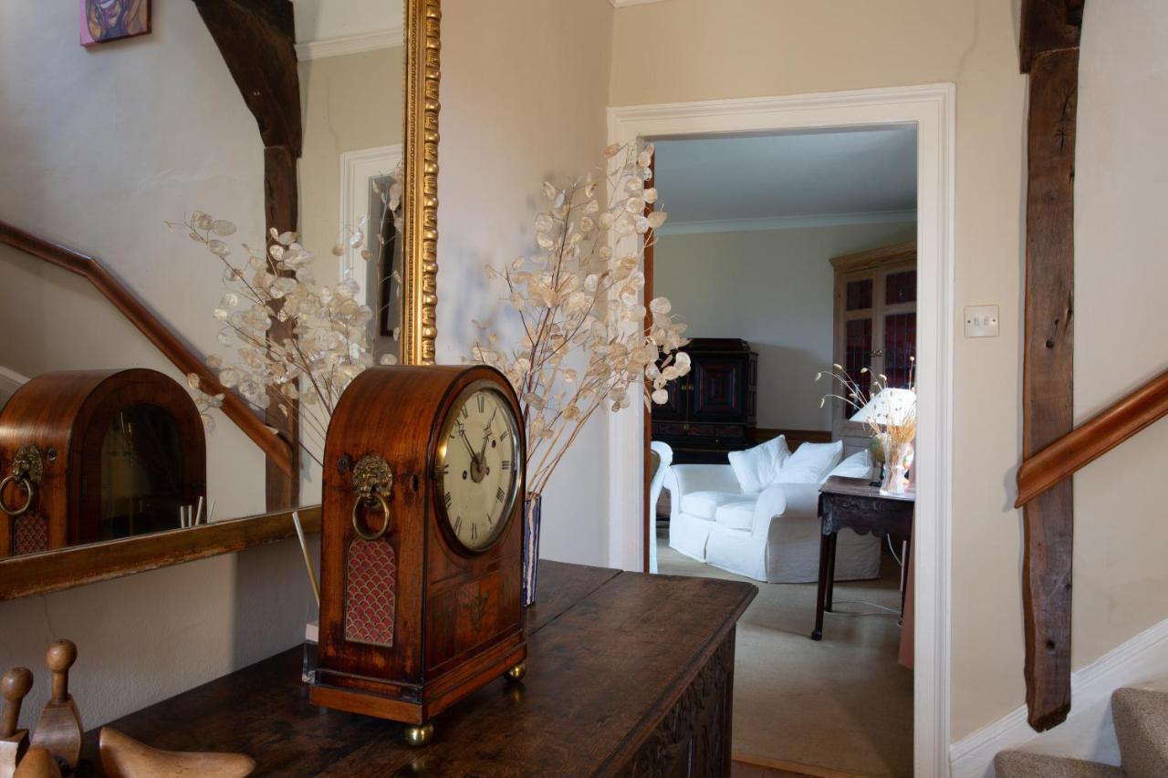 Pounce Hall -Stunning Historic Home In Rural Essex 새프런월든 외부 사진