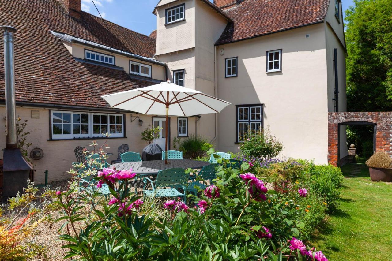 Pounce Hall -Stunning Historic Home In Rural Essex 새프런월든 외부 사진